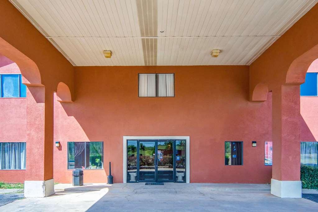 Econo Lodge Inn & Suites Sweetwater I-20 Exterior photo