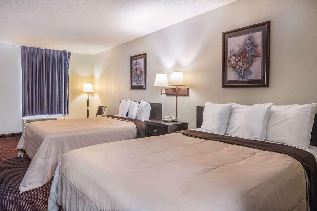Econo Lodge Inn & Suites Sweetwater I-20 Room photo